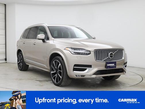 2023 Volvo XC90 B6 Plus