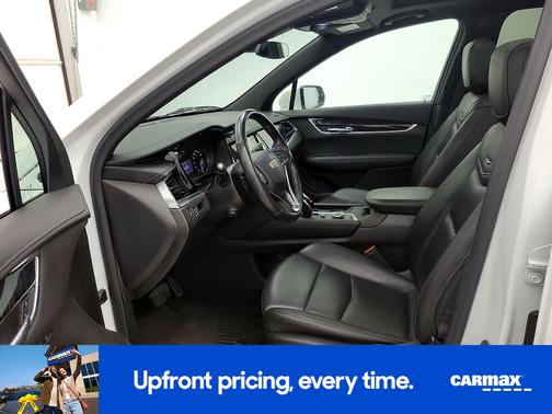White 2021 Cadillac XT6 Premium Luxury