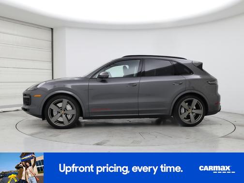 2023 Porsche Cayenne Turbo