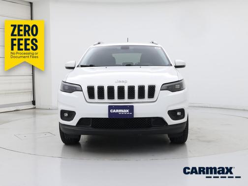 White 2019 Jeep Cherokee Latitude Plus