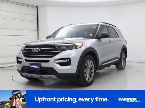 Silver 2022 Ford Explorer XLT