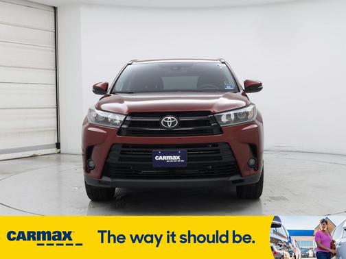 2019 Toyota Highlander SE