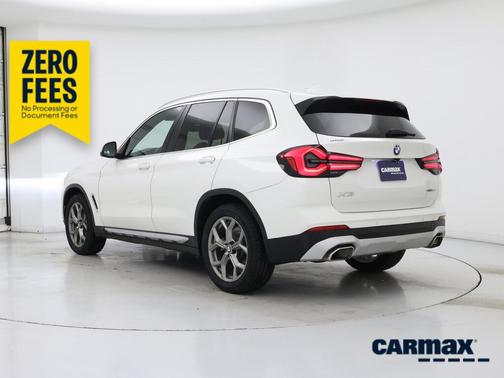 White 2022 BMW X3 XDrive30i
