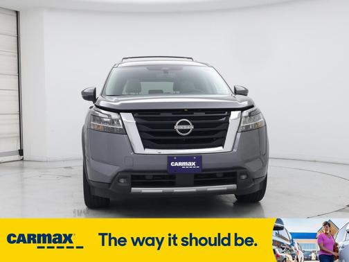 2022 Nissan Pathfinder Platinum