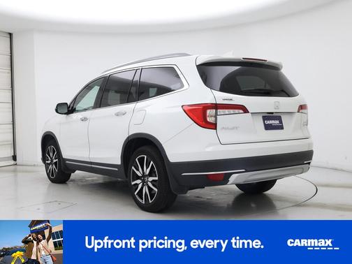 White 2022 Honda Pilot Elite