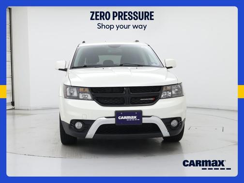 White 2017 Dodge Journey Crossroad Plus
