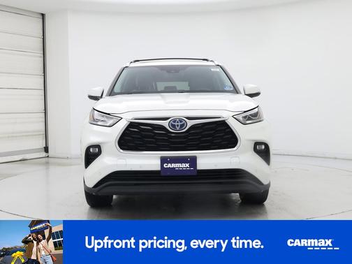 White 2020 Toyota Highlander Hybrid Limited