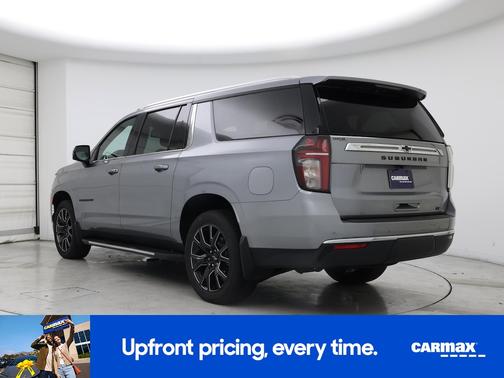 2023 Chevrolet Suburban LT