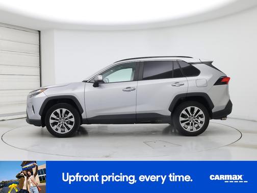 2022 Toyota RAV4 XLE Premium