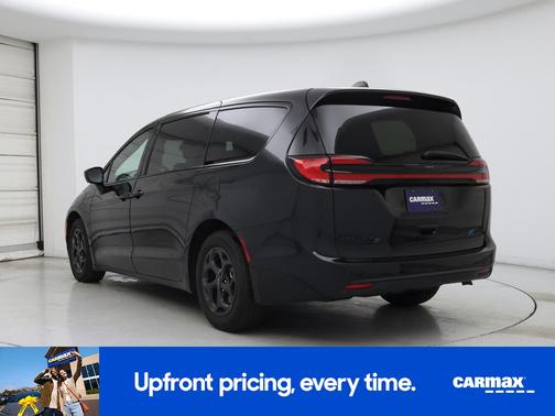 Black 2022 Chrysler Pacifica Hybrid Limited