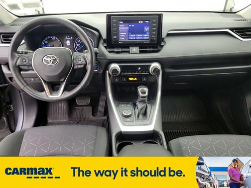 2020 Toyota RAV4 Hybrid XLE