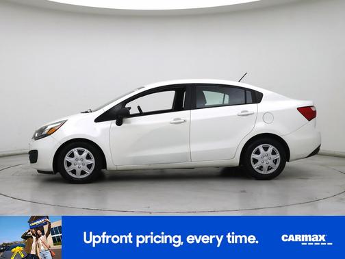 White 2014 Kia Rio LX