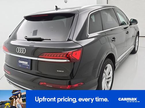 2023 Audi Q7 Premium Plus