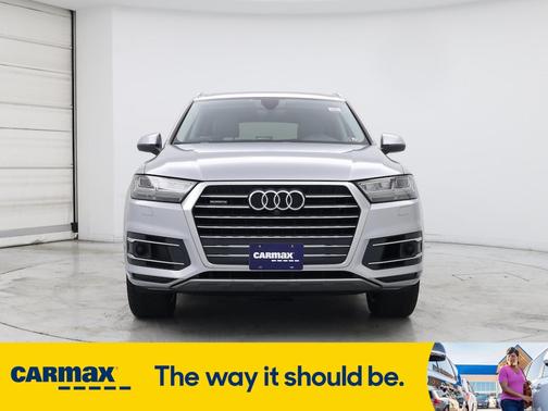 2019 Audi Q7 Premium Plus