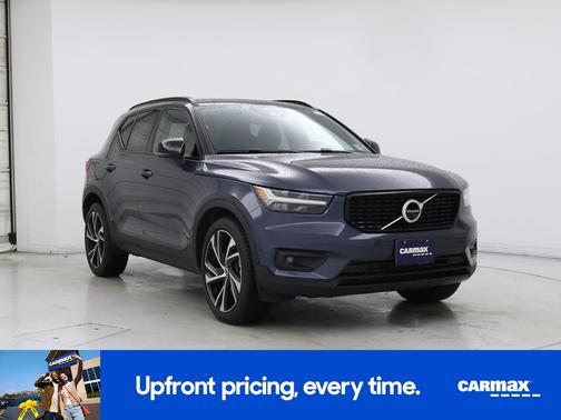 Blue 2022 Volvo XC40 T5 R-Design