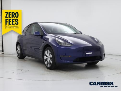 Blue 2024 Tesla Model Y Long Range