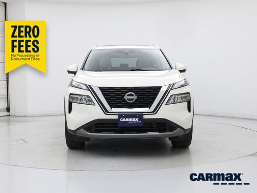 White 2023 Nissan Rogue SL