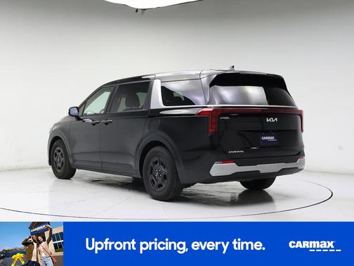 Black 2025 Kia Carnival LXS