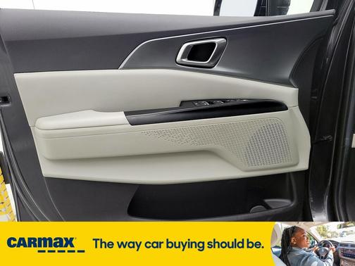 2023 Kia Carnival LX Seat Package