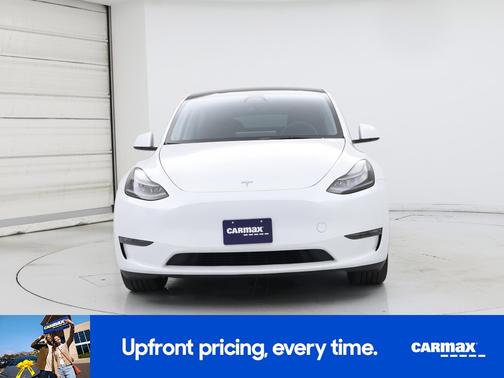 White 2023 Tesla Model Y Long Range