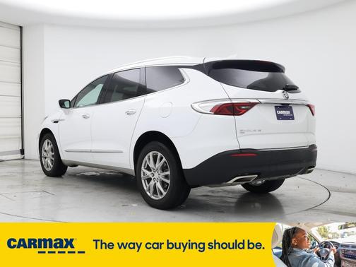 2022 Buick Enclave Essence