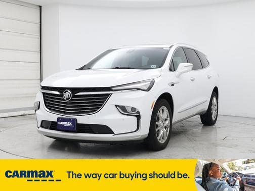 2022 Buick Enclave Essence