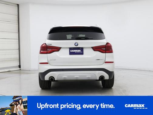 White 2019 BMW X3 XDrive30i