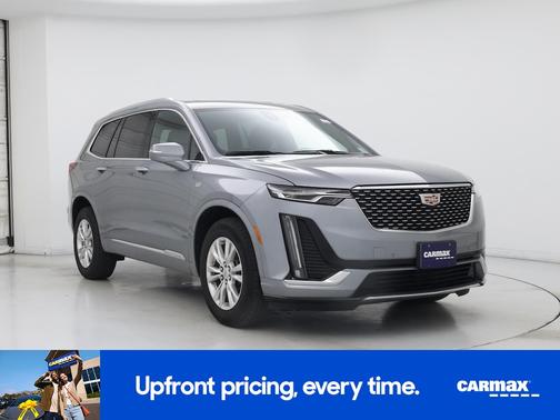 Gray 2024 Cadillac XT6 Luxury