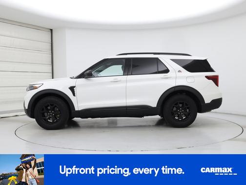 White 2022 Ford Explorer Timberline