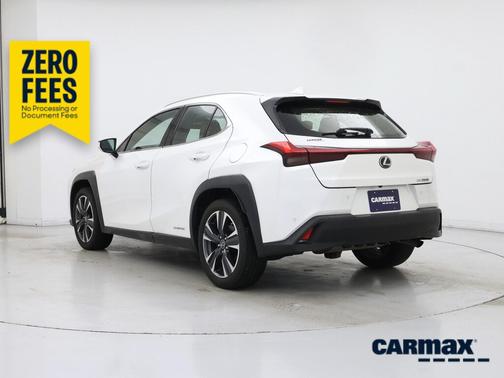 White 2021 Lexus UX 250h
