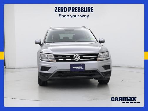Silver 2021 Volkswagen Tiguan SE