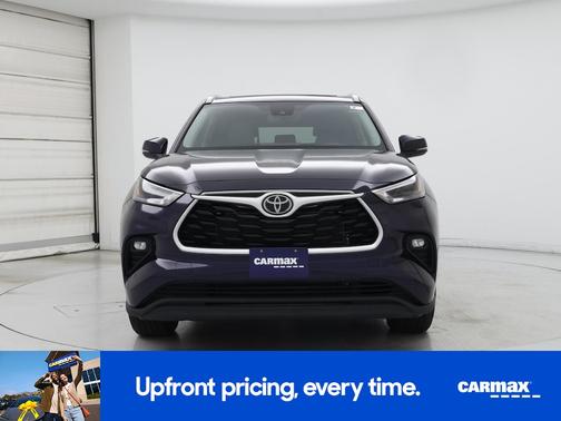 Blue 2022 Toyota Highlander XLE