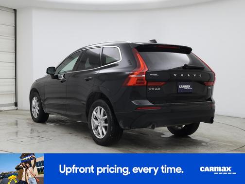 2021 Volvo XC60 T5 Momentum