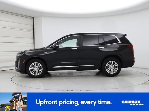 Black 2021 Cadillac XT6 Luxury