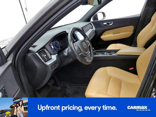 2018 Volvo XC60 T5 Momentum