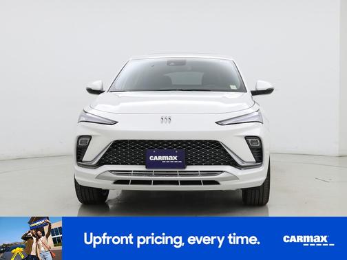 White 2026 Buick Envista Avenir