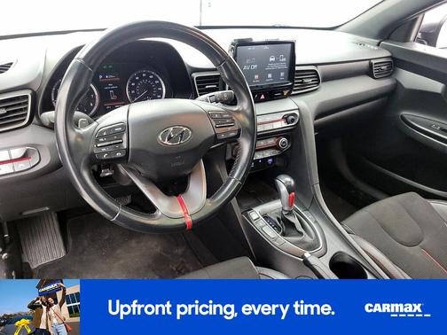 2019 Hyundai Veloster Premium