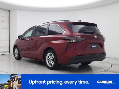 2024 Toyota Sienna XLE