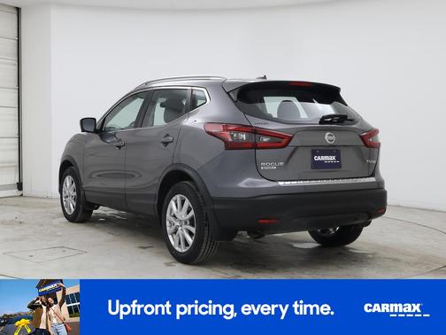 2022 Nissan Rogue Sport SV