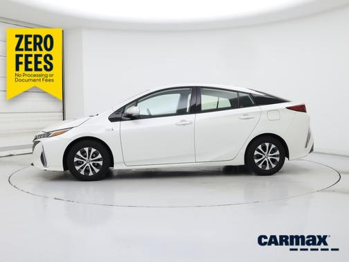 White 2020 Toyota Prius Prime LE