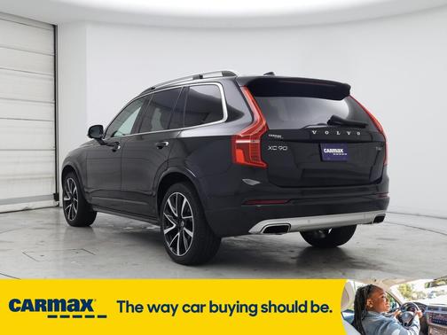 2019 Volvo XC90 T6 Momentum