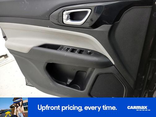 Gray 2022 Jeep Compass Limited