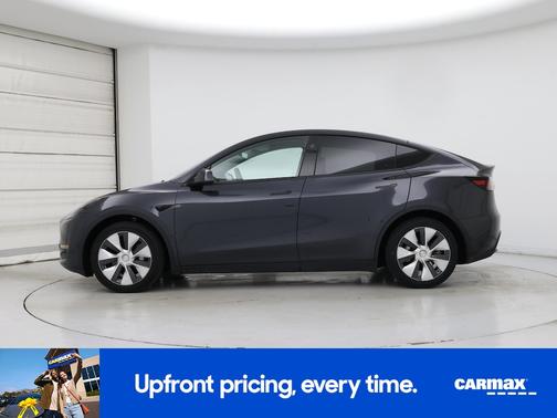 Gray 2024 Tesla Model Y Long Range
