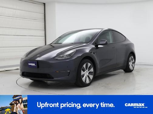 Gray 2024 Tesla Model Y Long Range