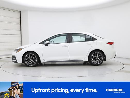 White 2020 Toyota Corolla SE
