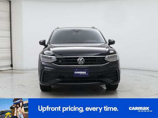 Black 2022 Volkswagen Tiguan SE R-Line Black