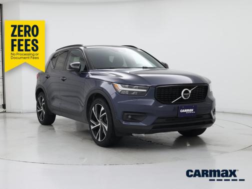 Blue 2022 Volvo XC40 T5 R-Design