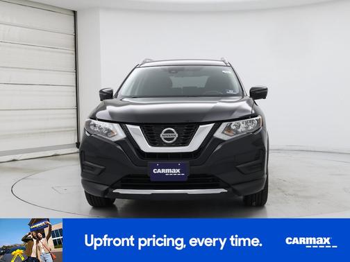 Black 2019 Nissan Rogue SV