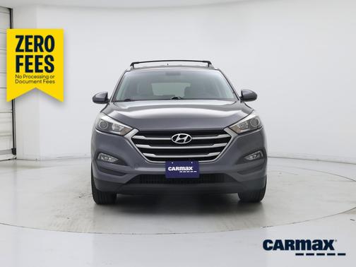 Gray 2017 Hyundai TUCSON SE