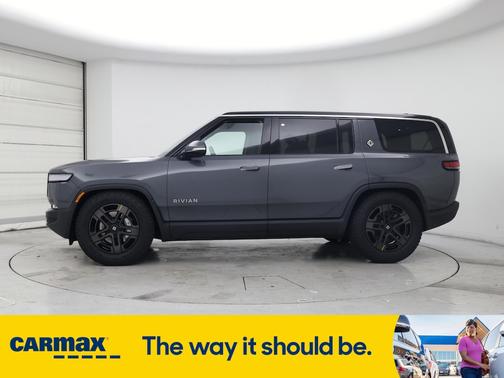2023 Rivian R1S Adventure Dual-Motor Standard